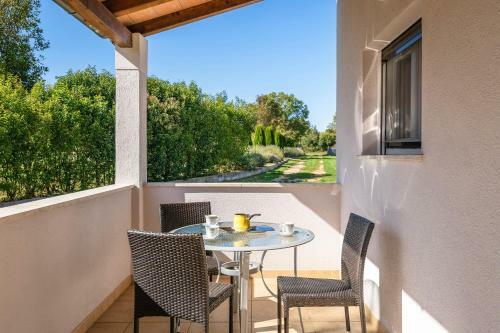 Luxury Villa Cherry In Natural Park