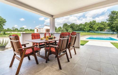Luxury Villa Cherry In Natural Park