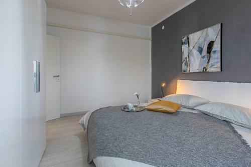 Premium 100m2 Sea View Apartment