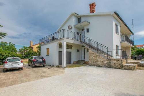 Premium 100m2 Sea View Apartment