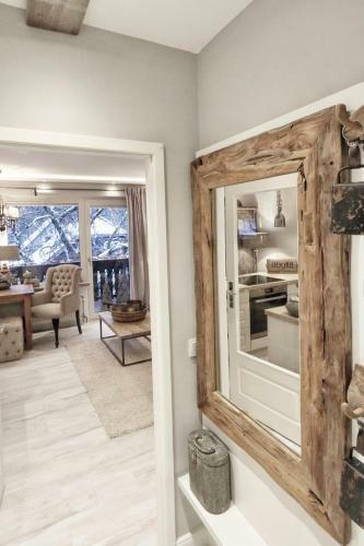 Home Suites Apartment 5