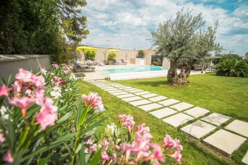 Beautiful Villa Julia, South Istria, Garden, Pool