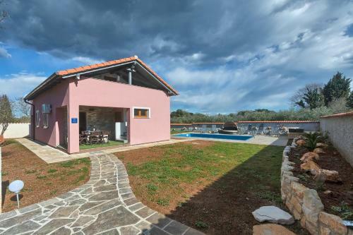 House Kaja