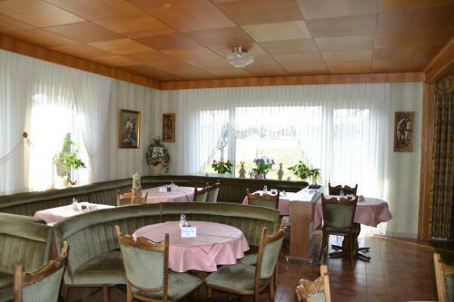Hotel Cafe Best Gaestezimmer