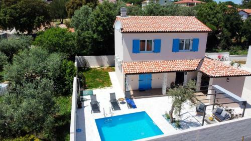Blue Sapphire Boutique Villa