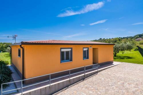 Holiday Home Funtana
