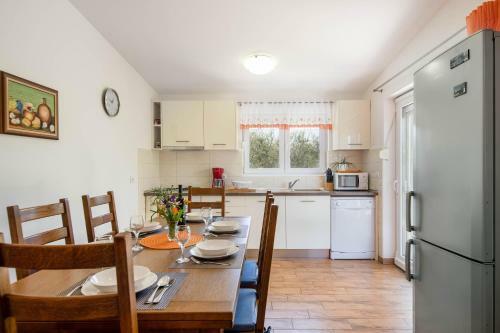 Holiday Home Funtana