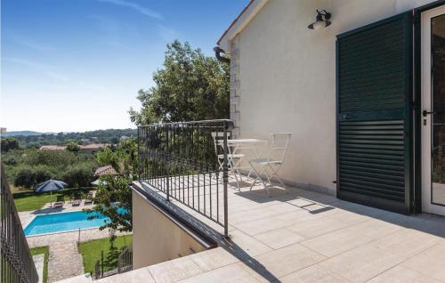 Beautiful Home In Liznjan With 4 Bedrooms