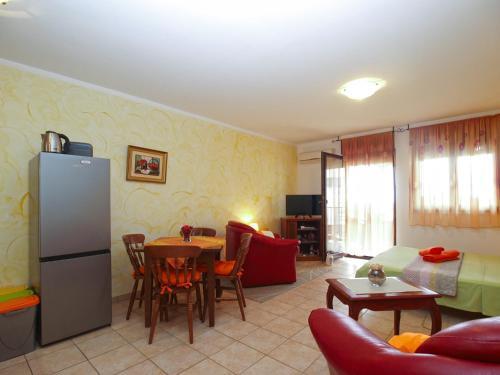Apartment Liznjan 2107