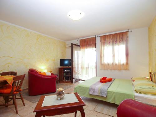 Apartment Liznjan 2107