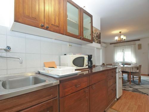 Apartments Stojan 320