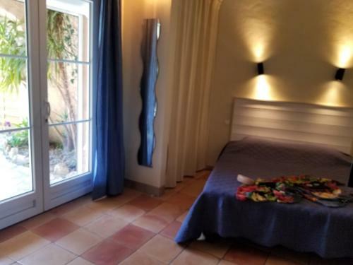 Aparthotel La Villa Les Hesp�rides
