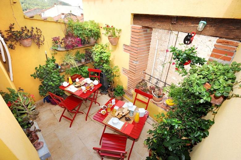 Bed & Breakfast Chambres D'hotes - L'abri Sous Roche