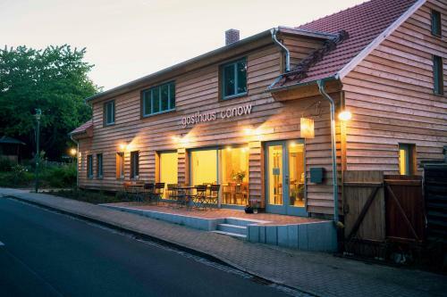 Hotel Canow Gasthaus Canow