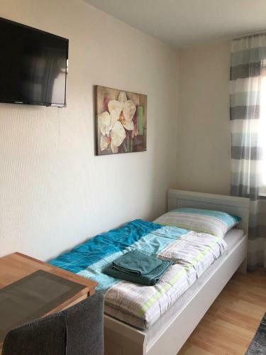 Apartment 28 O M