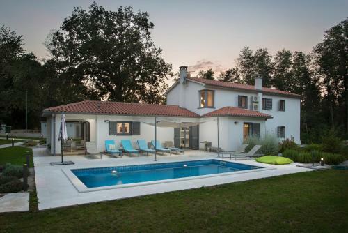 Villa Stepan?i?
