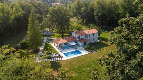 Villa Stepan?i?