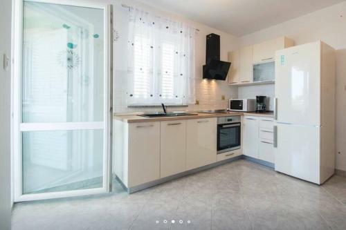 Comfortable Apartment In Barti?i