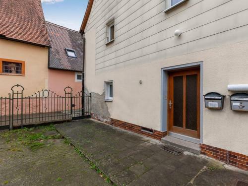 Spacious Apartment In Colmberg With Garden