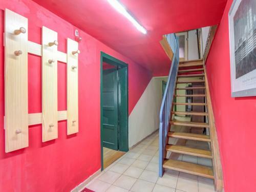Cozy Apartment In Colmberg With A Garden