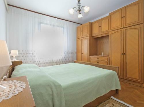 Apartment Kapelica 192
