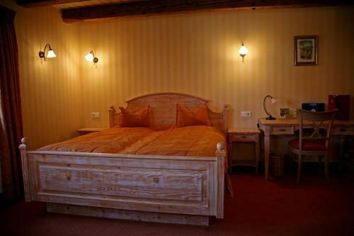 Hostal Weingut Schuh - Pension Zur Bosel