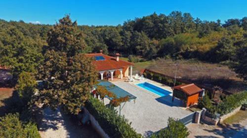 Villa Holiday Home Zahtila