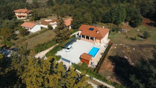Villa Holiday Home Zahtila
