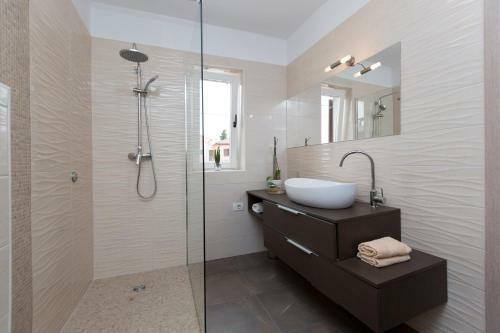 Leni Apartment Labin