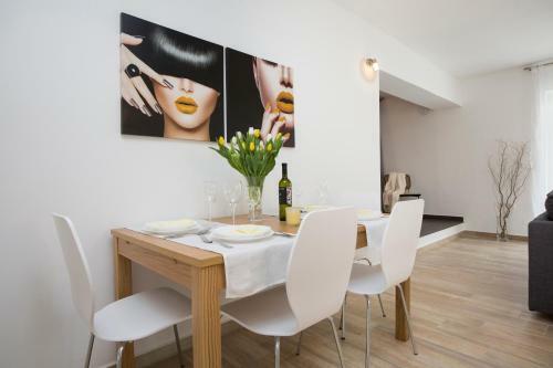 Leni Apartment Labin
