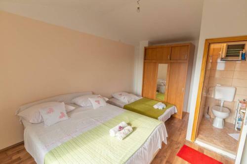 Villa Holiday Home Honey, Lovre? - Makarska