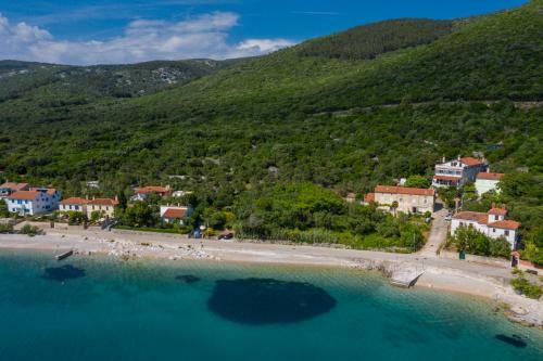 Holiday House Iva