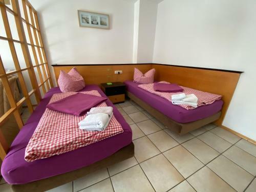 Hostal Apartmenthaus Home24
