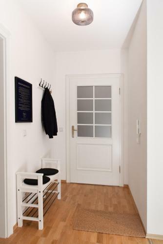 Ka�berg Apartment Im Retro-stil / Netflix & Wifi