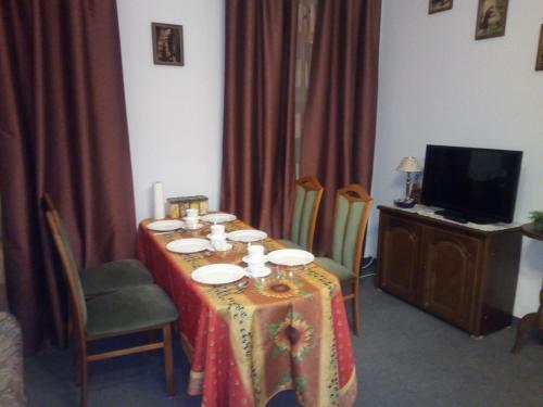 Hostal Arthur Albert Apartment