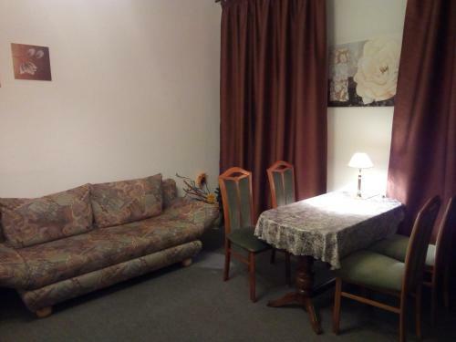 Hostal Arthur Albert Apartment