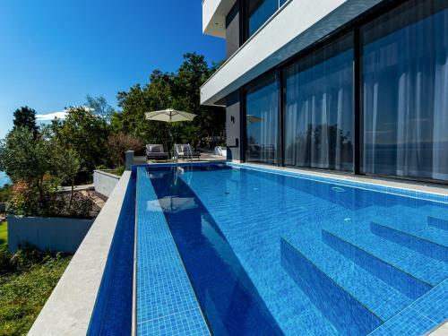 Sky Pool Villa Medveja