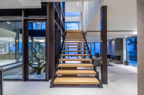 Villa Aura