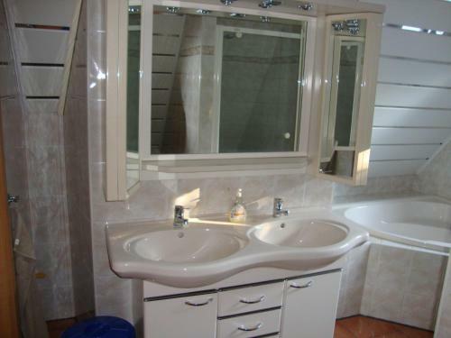 Apartamento Ferienwohnung "an Der St. Ludmila"