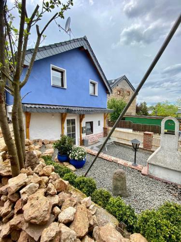 Villa Eifel Kate, Relaxen Mit Sauna Und Whirlpool