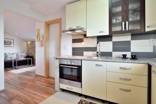 Comfortable Apartment Near Pula