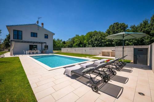 Villa Sain