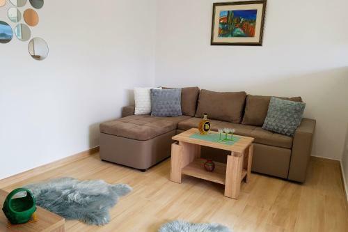 Apartments Mobine
