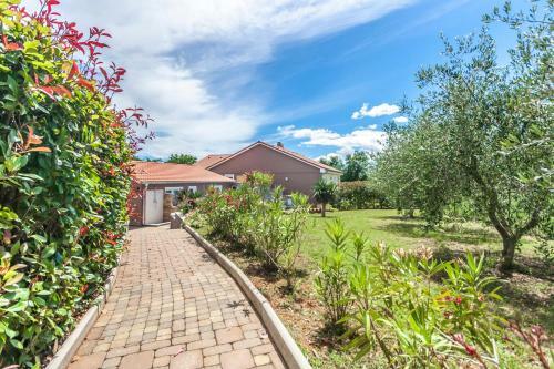 Villa House Tomas With Pool Near Pula
