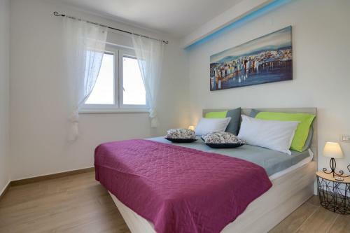 New Luxury Villa With Heated Pool