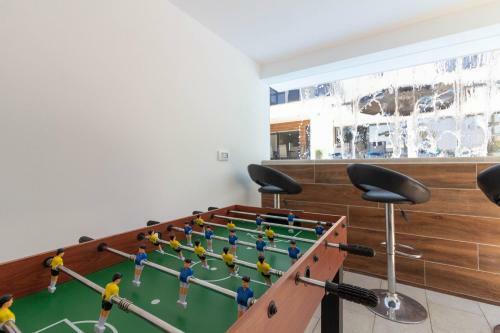 New Luxury Villa With Heated Pool
