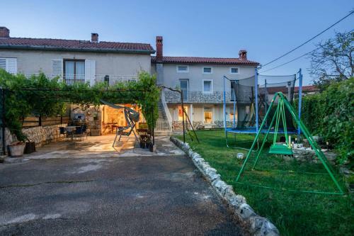 Holiday House Ruba