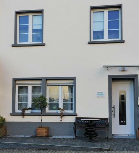 Apartamento Ferienwohnungen Stadtgefl�ster