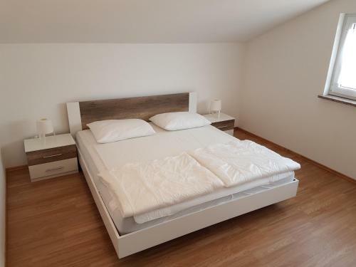 Apartments Eni