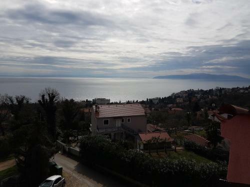 Apartments Eni